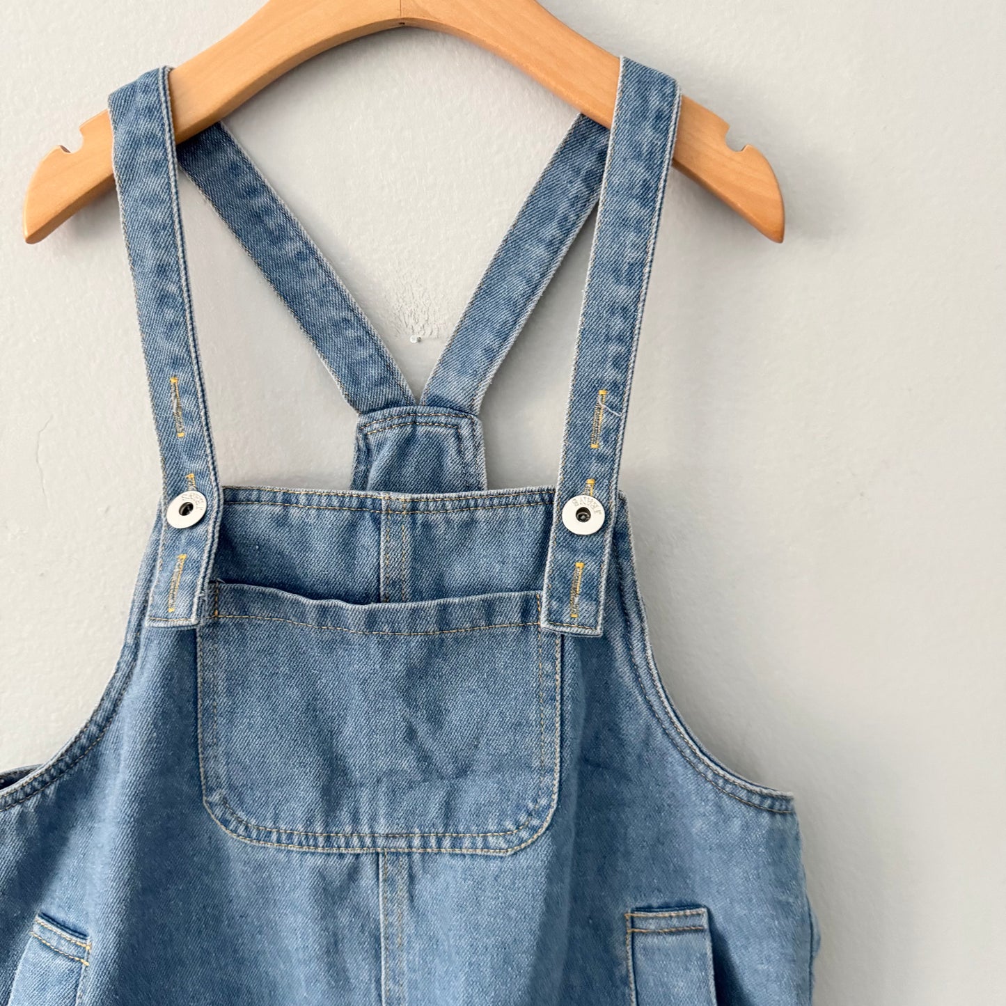 No brand / Oversized denim overalls / 7Y