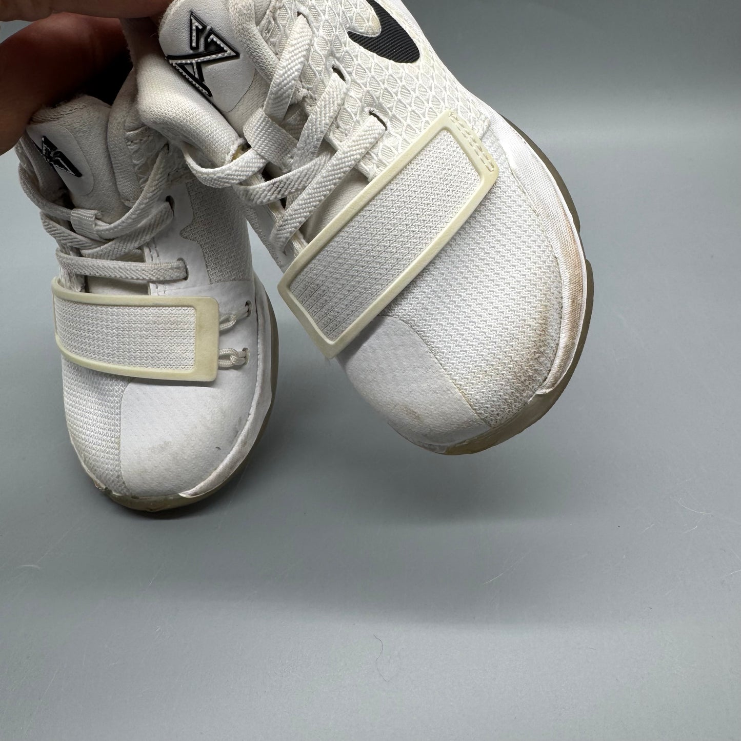 Nike / Running Shoes / US7