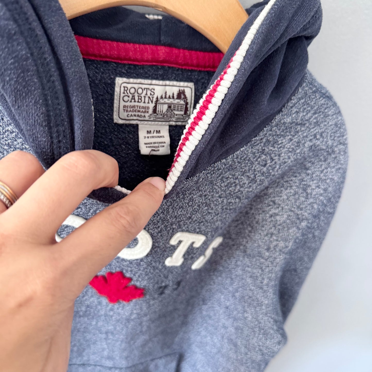 Roots / Roots Navy salt and pepper hoodie / 7-8Y