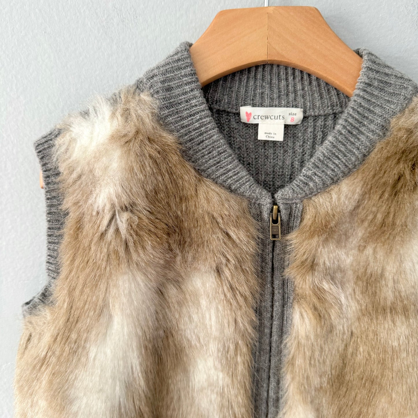 Crewcuts / Faux fur knit vest / 8Y