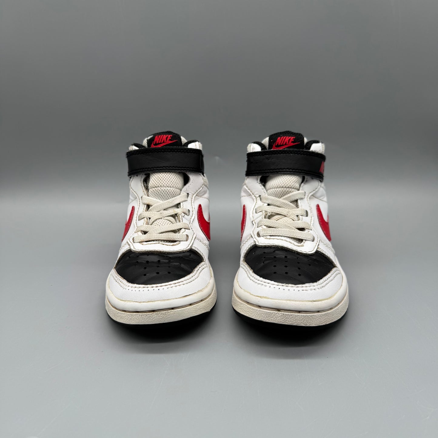 Nike / Running Shoes / US11