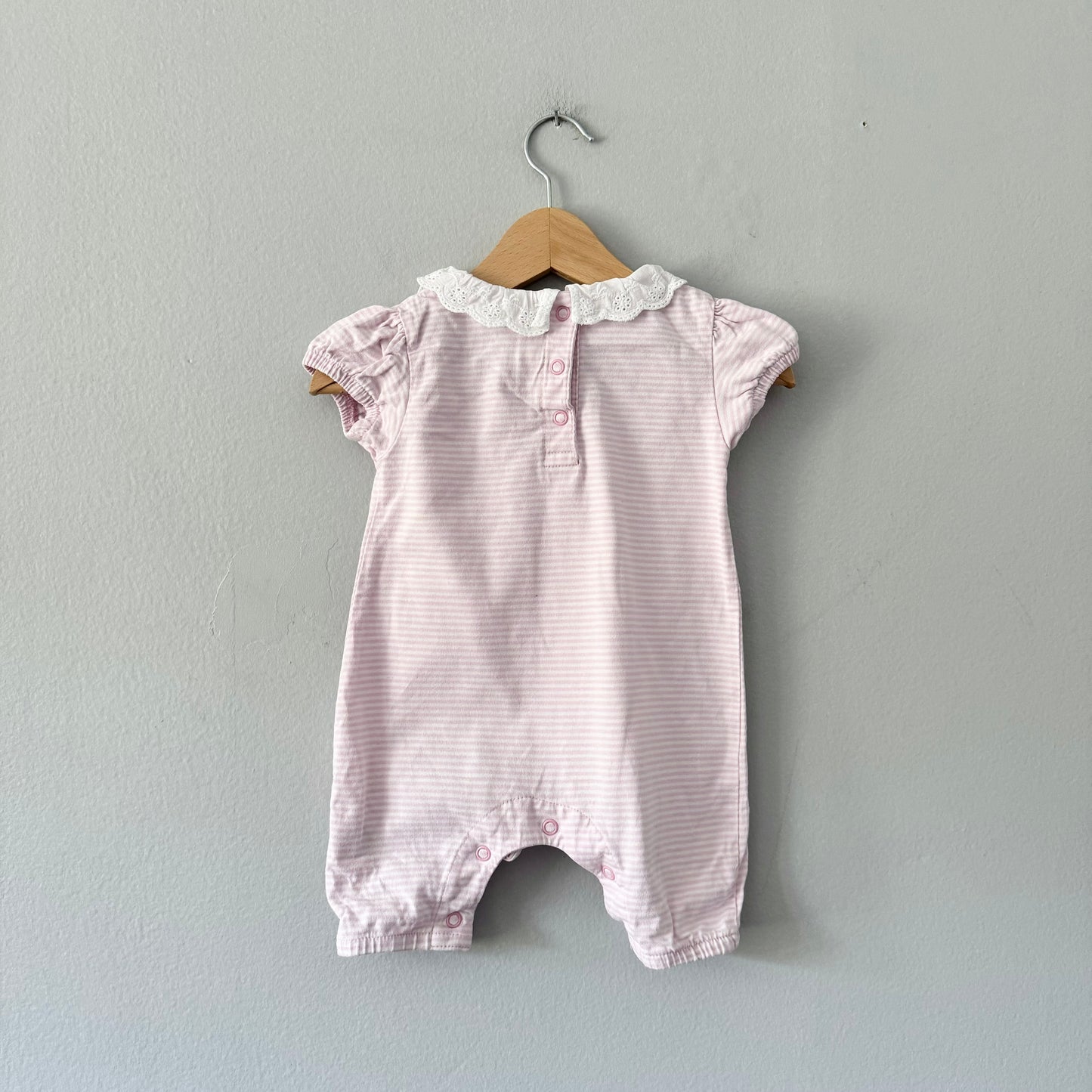 Jojo Maman Bebe / Short sleeve romper with collar / 3-6M
