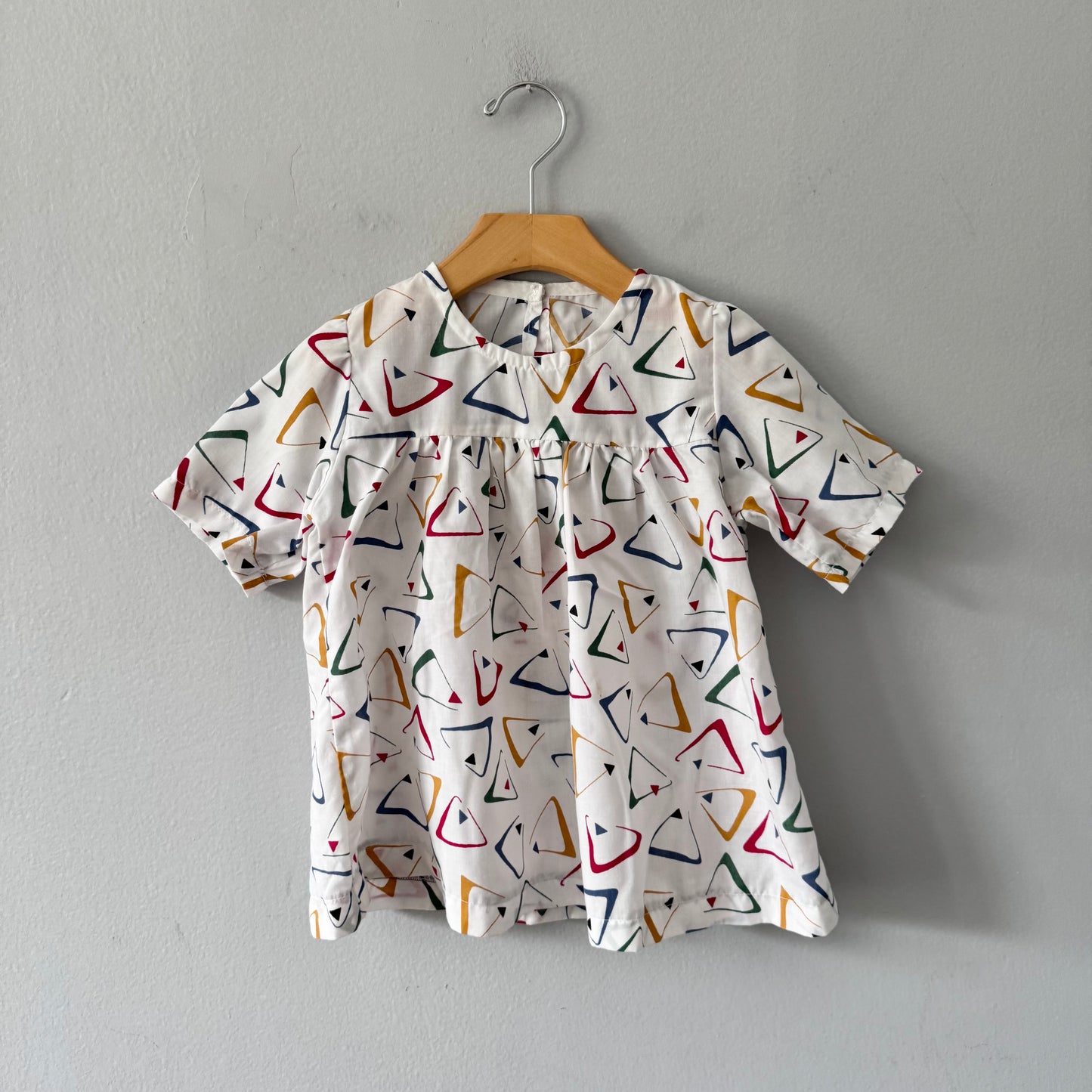 Handmade / White dress / 3Y