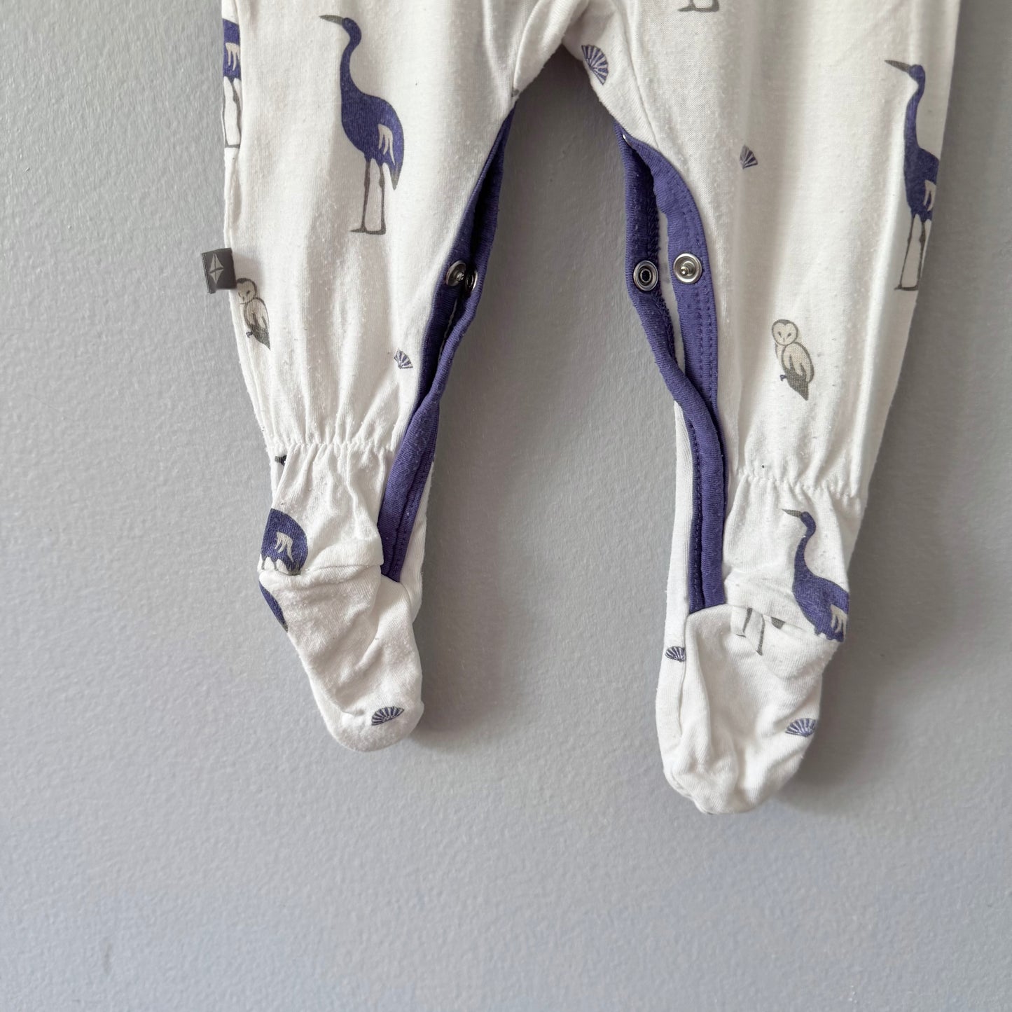 Kyte / White purple crane romper / 3-6M