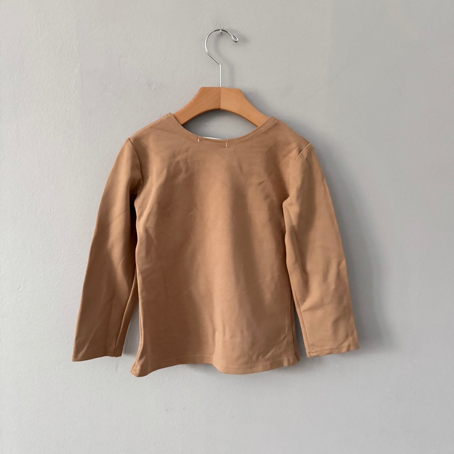 Pottery Barn / Long sleeve top / 4-6Y
