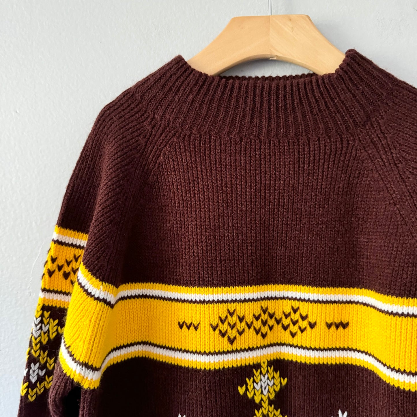Vintage / Brown acrylic knit sweater / 6-7Y