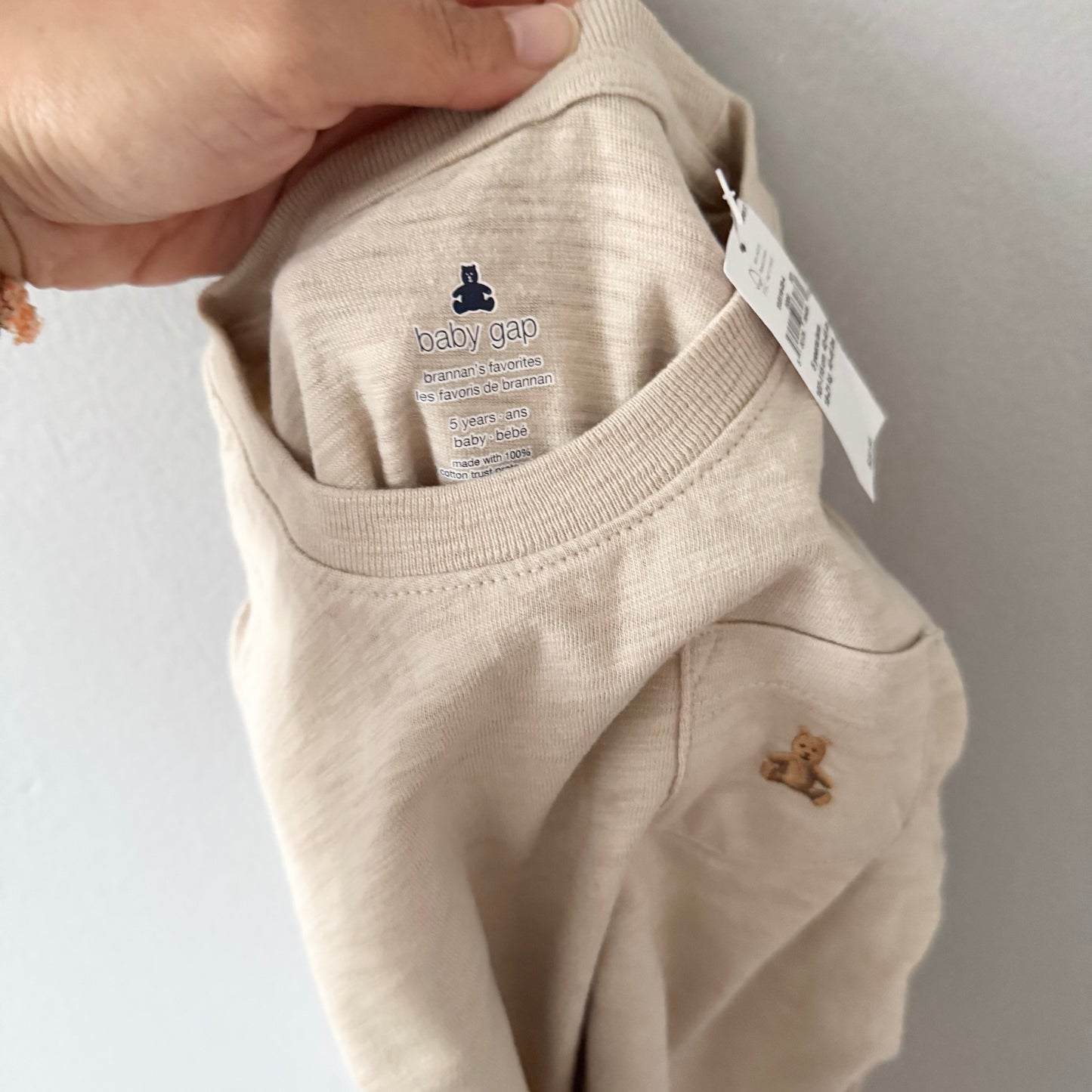 Gap	/ Beige long sleeve / 5Y - New with tag