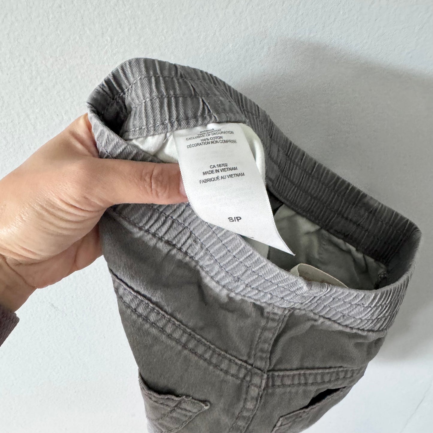 Levi's / Grey chino shorts / 7-8Y