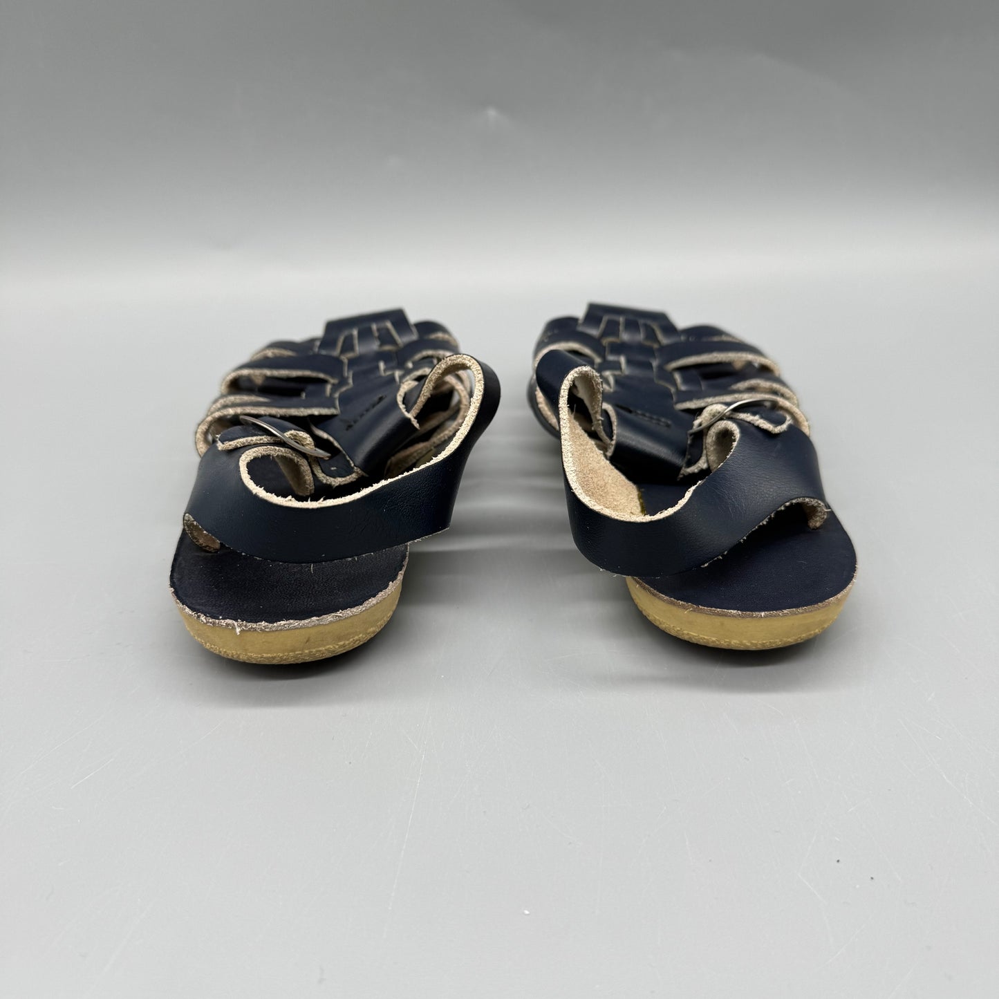Salt Water / Sandals / US9