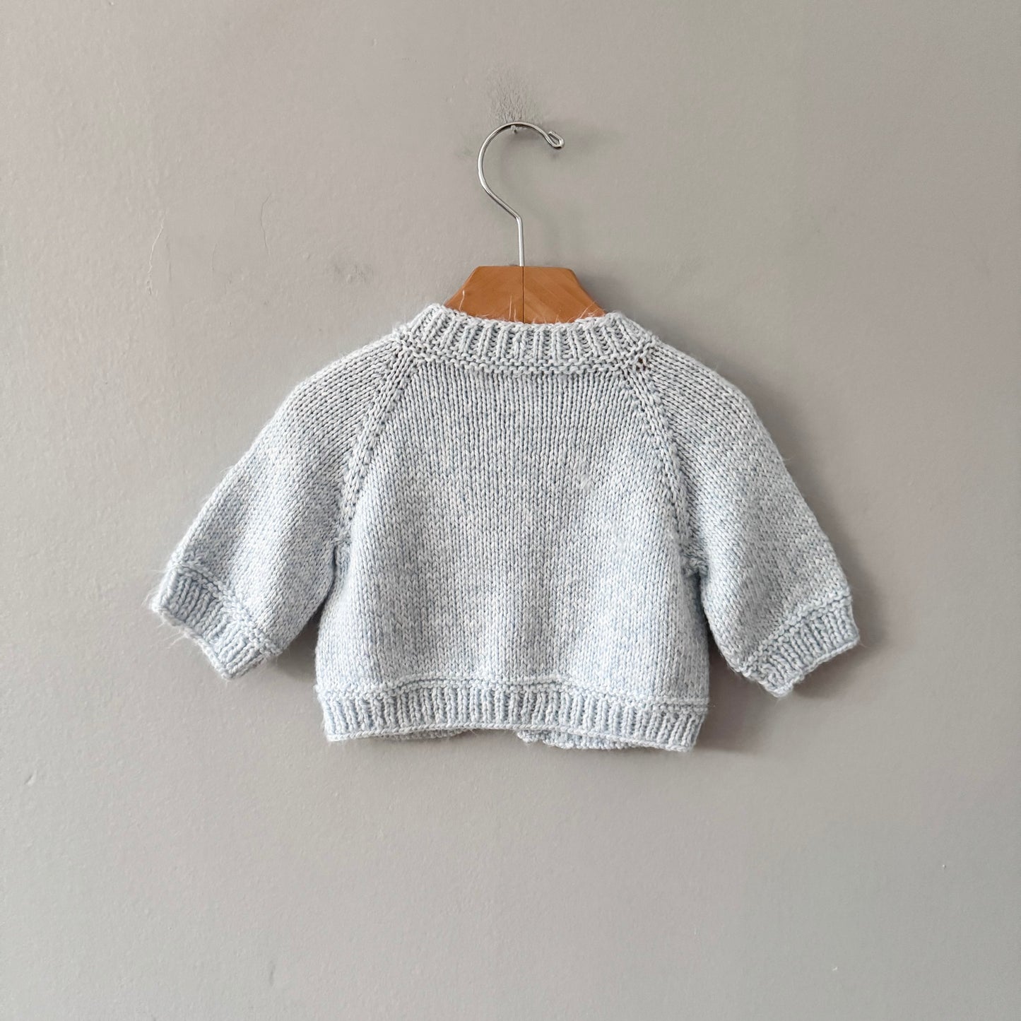 Handmade / Light blue knit cardigan / 3-6M