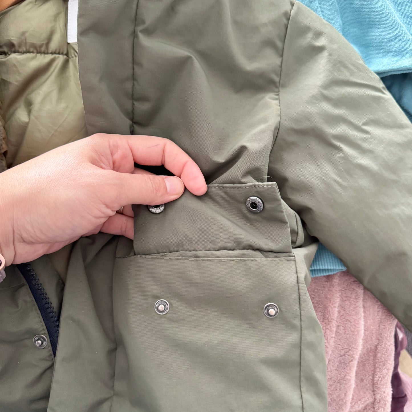 Zara / Khaki light puffer jacket / 12-18M