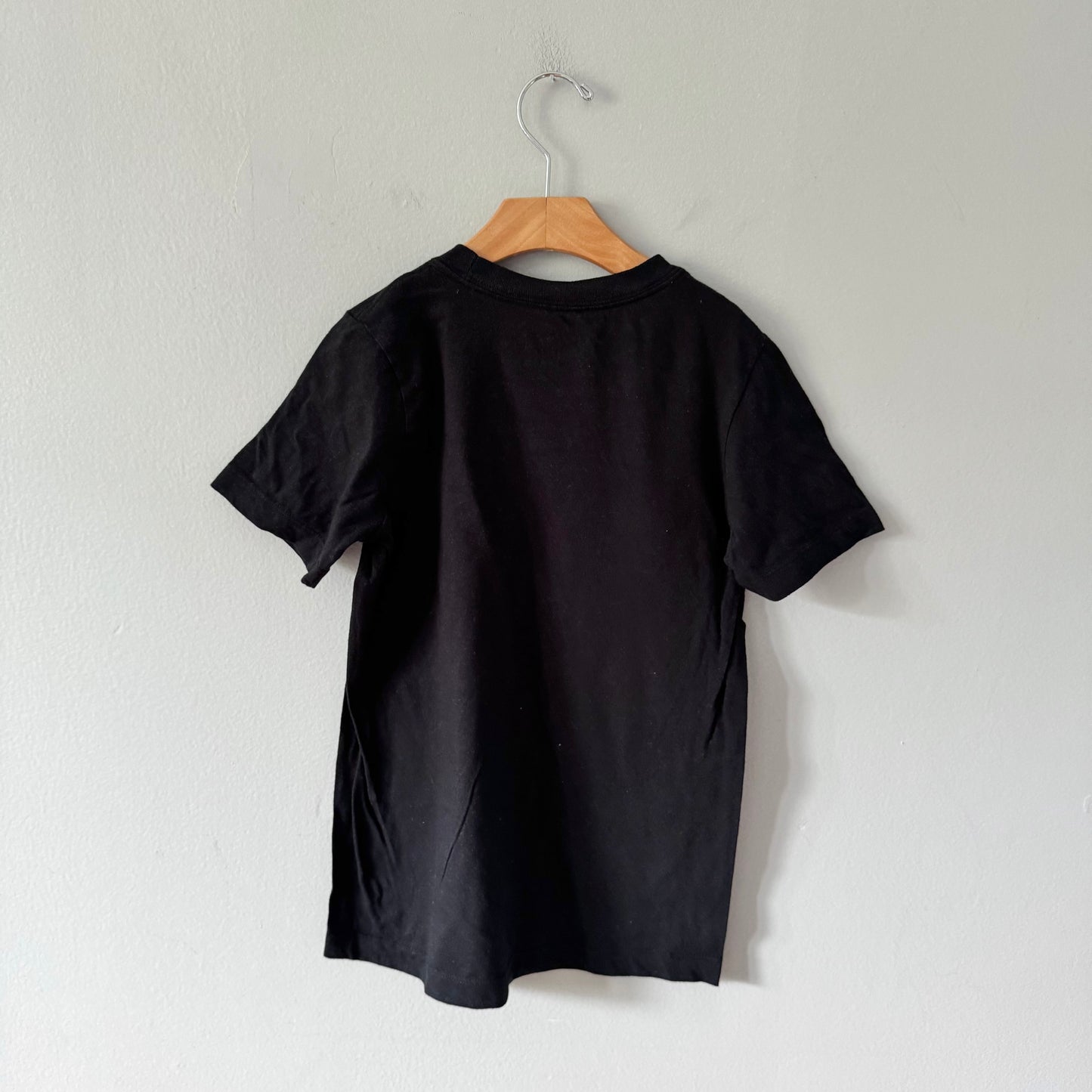 Nike / Black T-shirt / 8Y