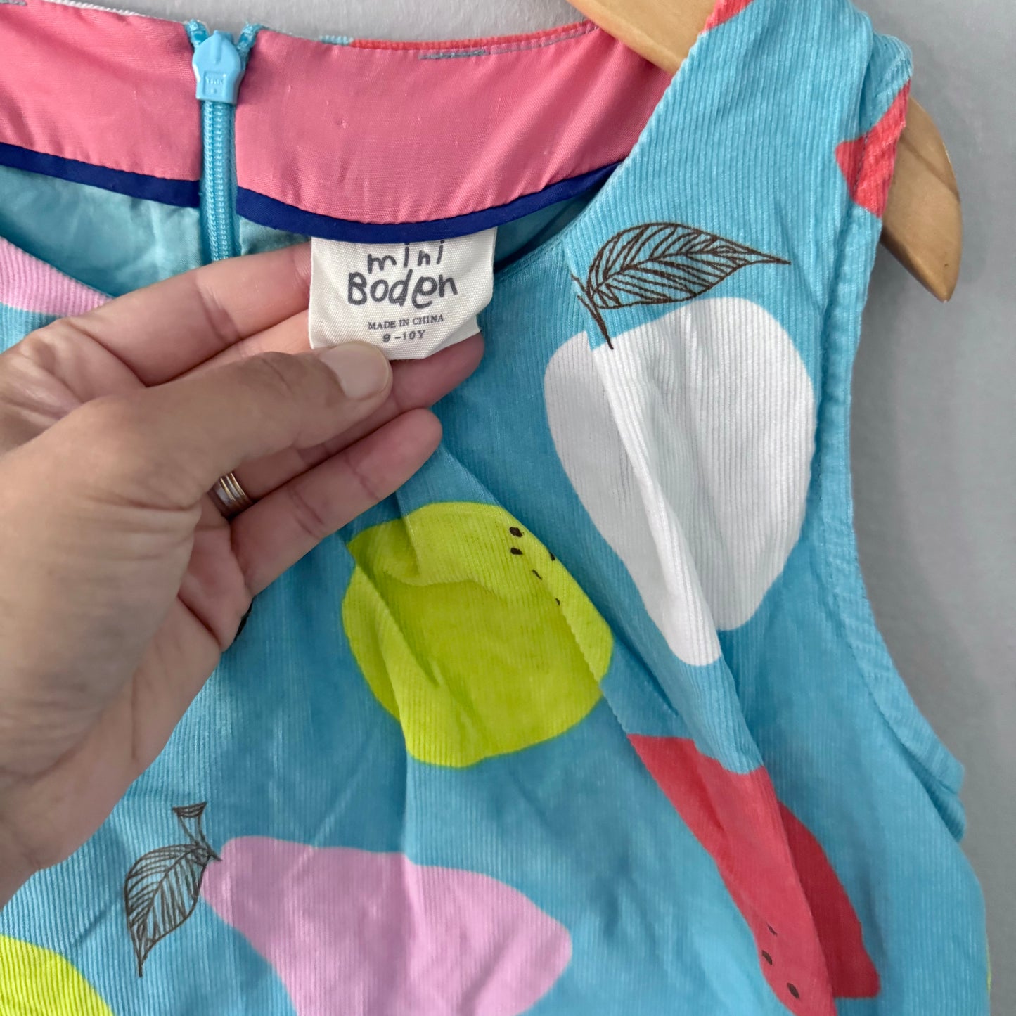Mini Boden / Blue x fruits corduroy dress / 9-10Y