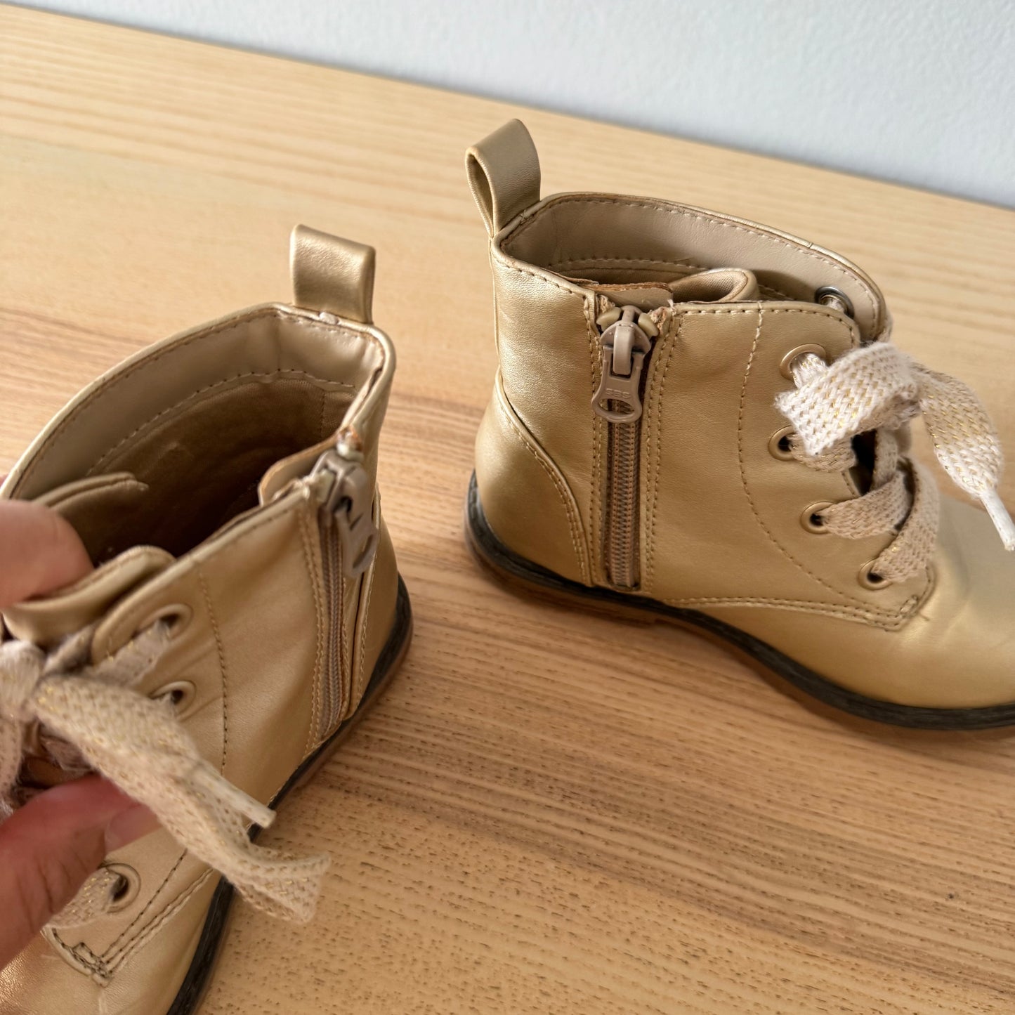 Cat & Jack / Gold boots / US9