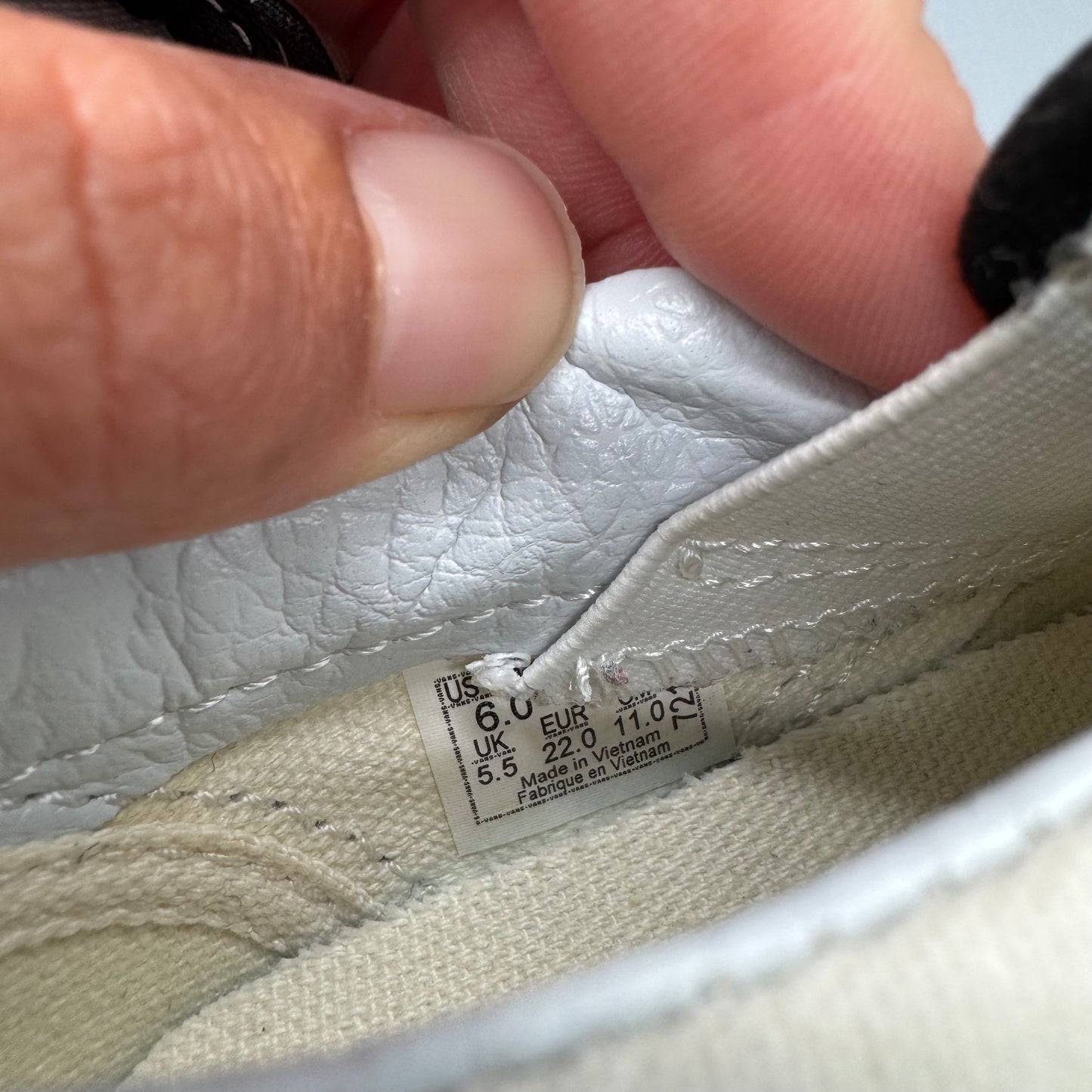 Vans / Running Shoes / US6
