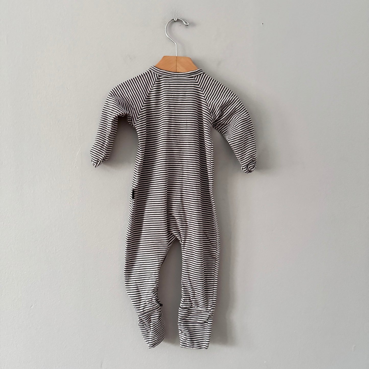 Bonds / Wondersuit - White brown stripe / 6-12M