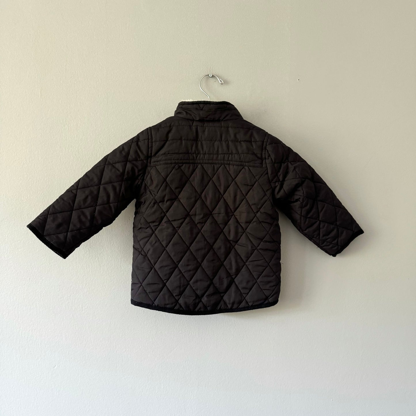 Zara / Black padded jacket / 18-24M