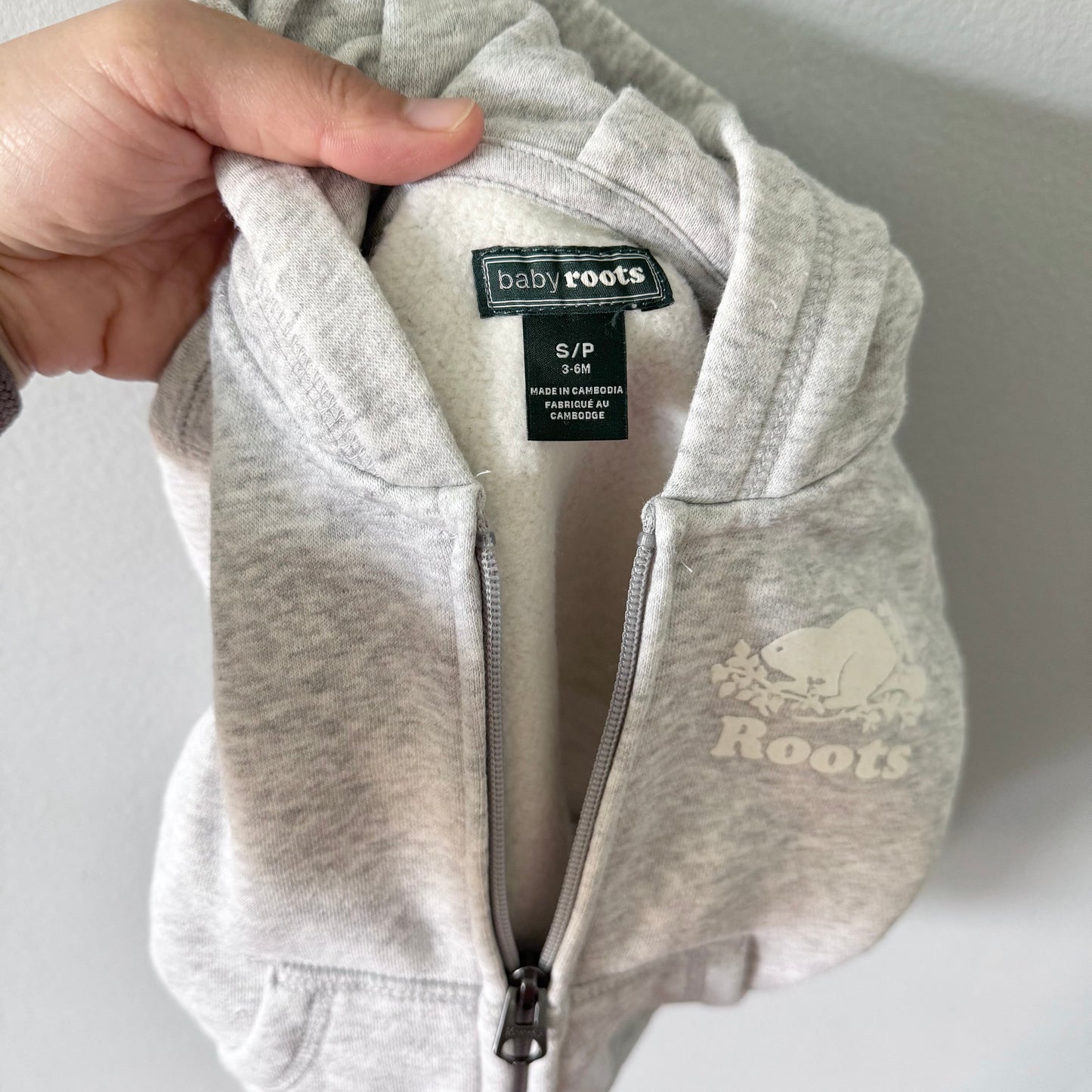 Roots / Light grey zip up hoodie / 3-6M