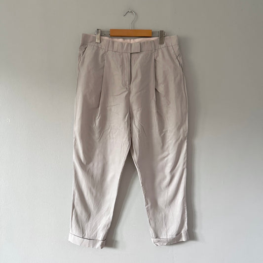 COS / Light grey pants / Women 10