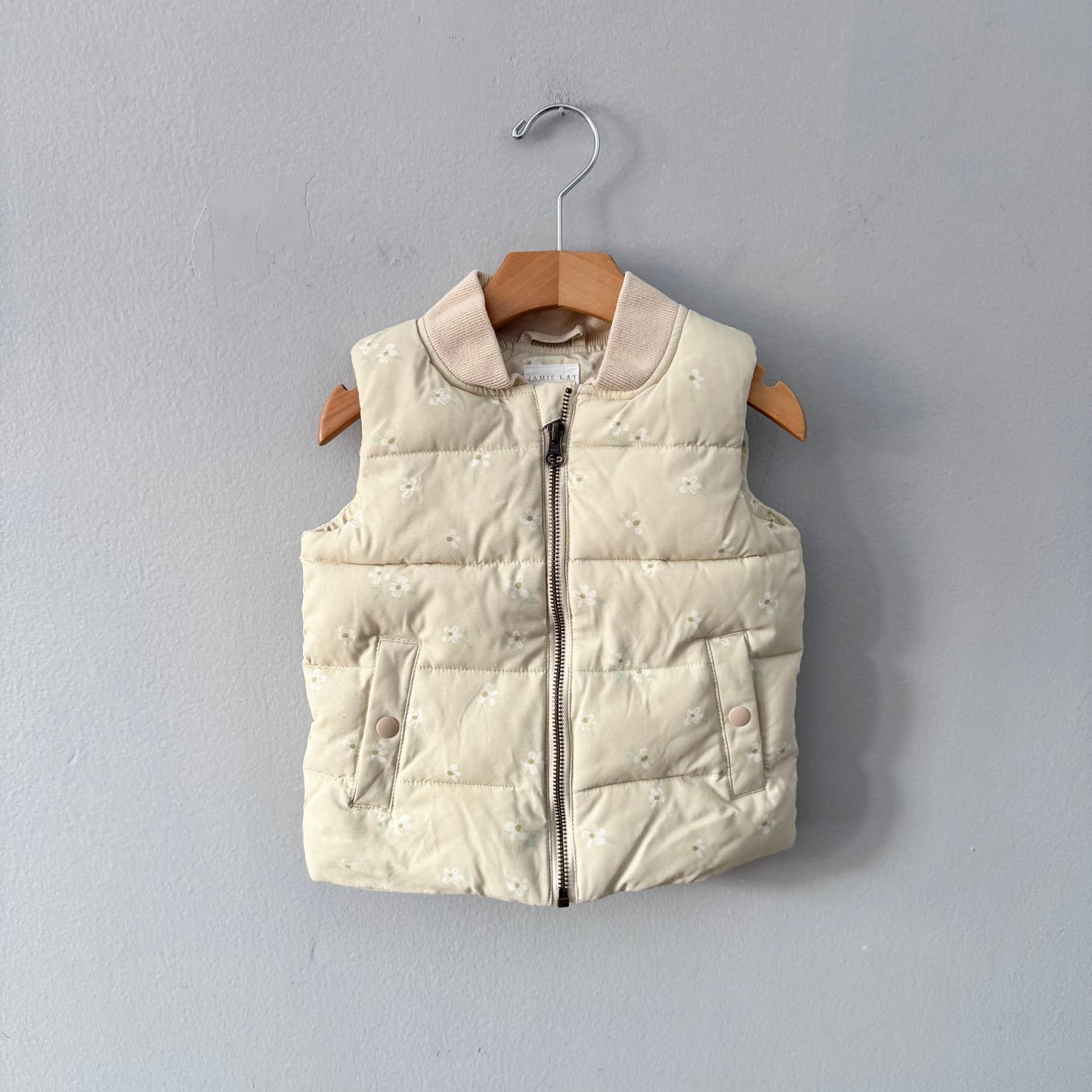 Jamie Kay / Floral puffer vest / 1Y
