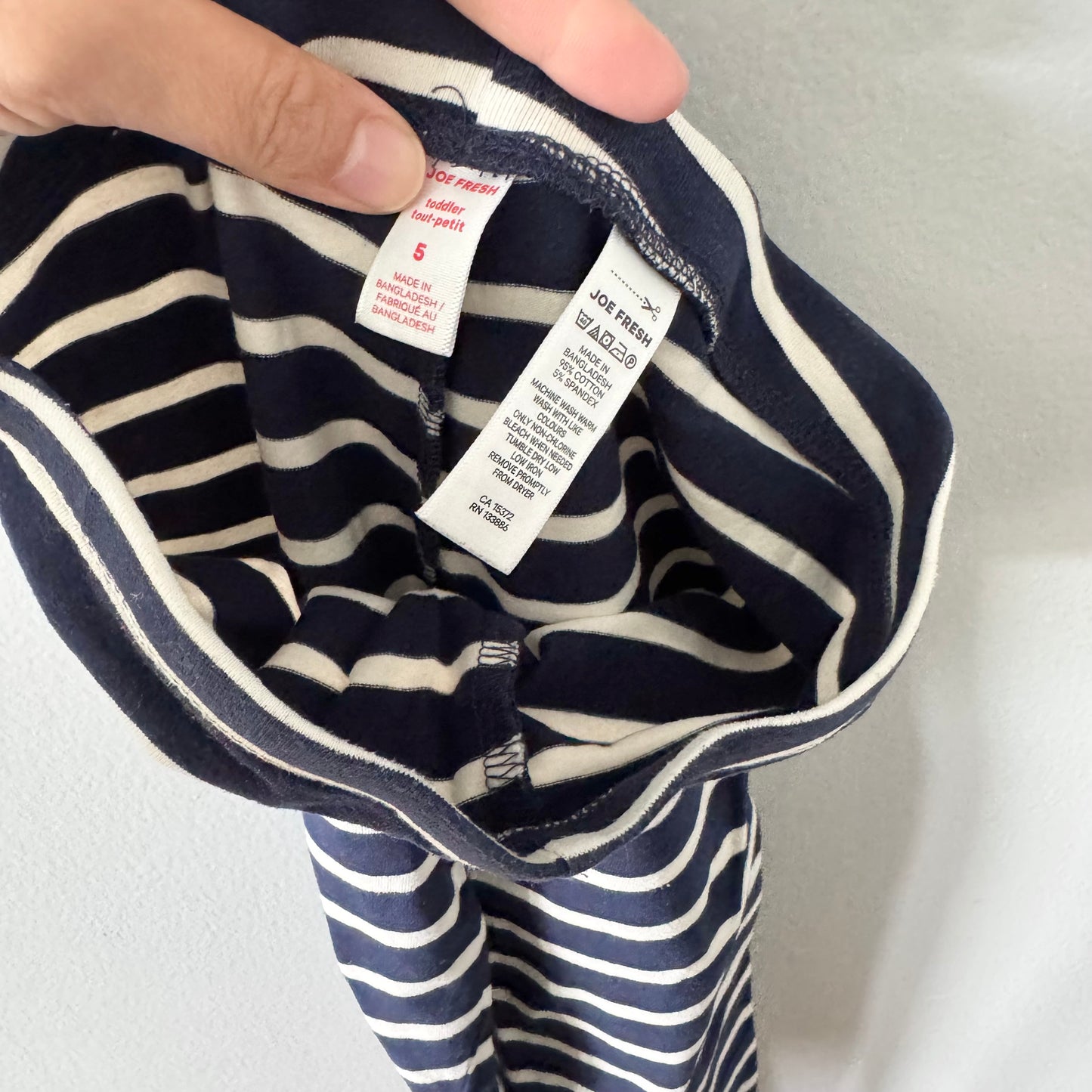 Joe Fresh / Navy x white leggings / 5Y