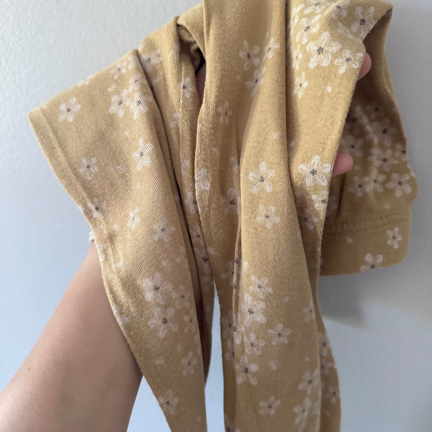 Petit lem / Mustard floral pajama set / 3Y