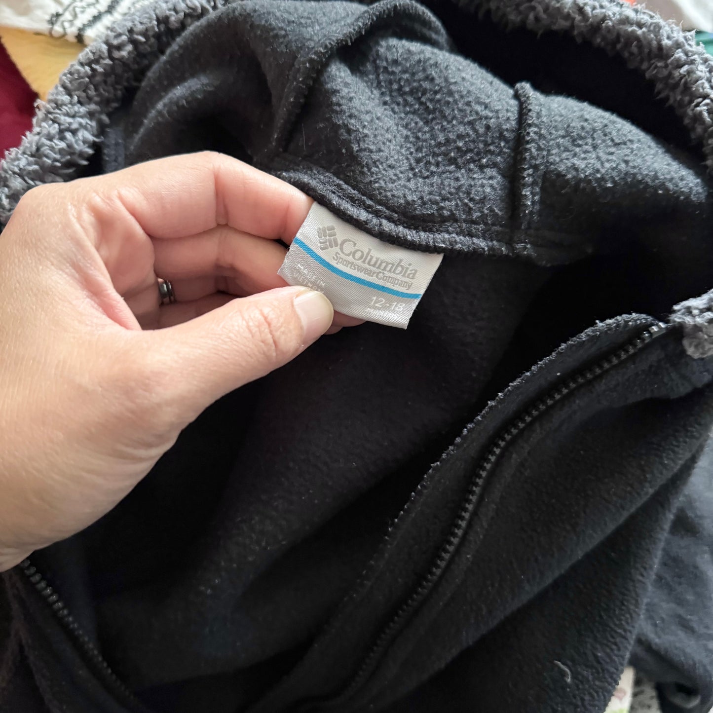 Columbia / Black fleece bunting suit / 18M