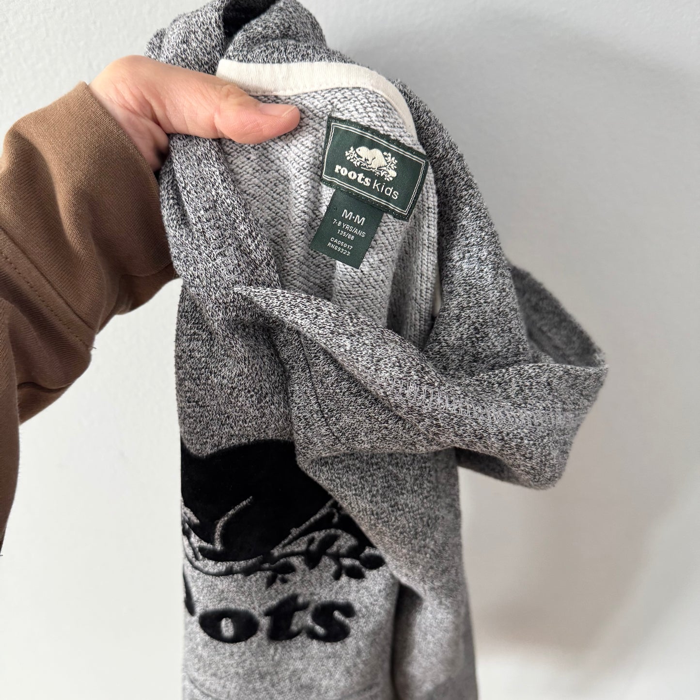 Roots / Salt and pepper hoodie / 7-8Y