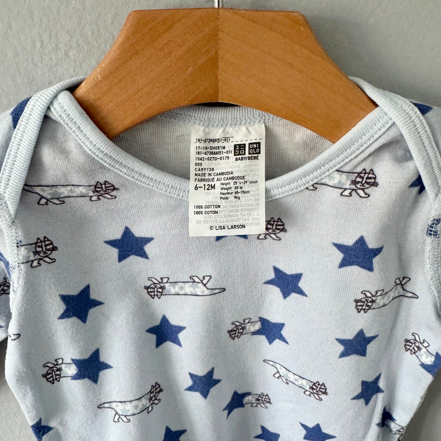 Uniqlo / Light blue Lisa Larson onesie / 6-12M