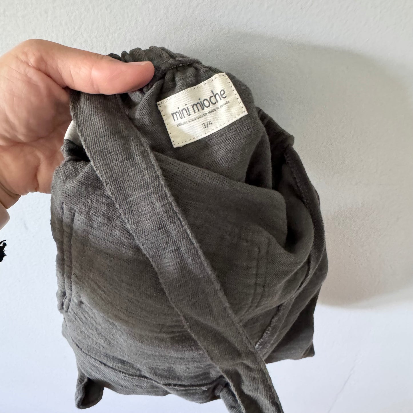 Mini mioche / Grey overall shorts / 3-4Y