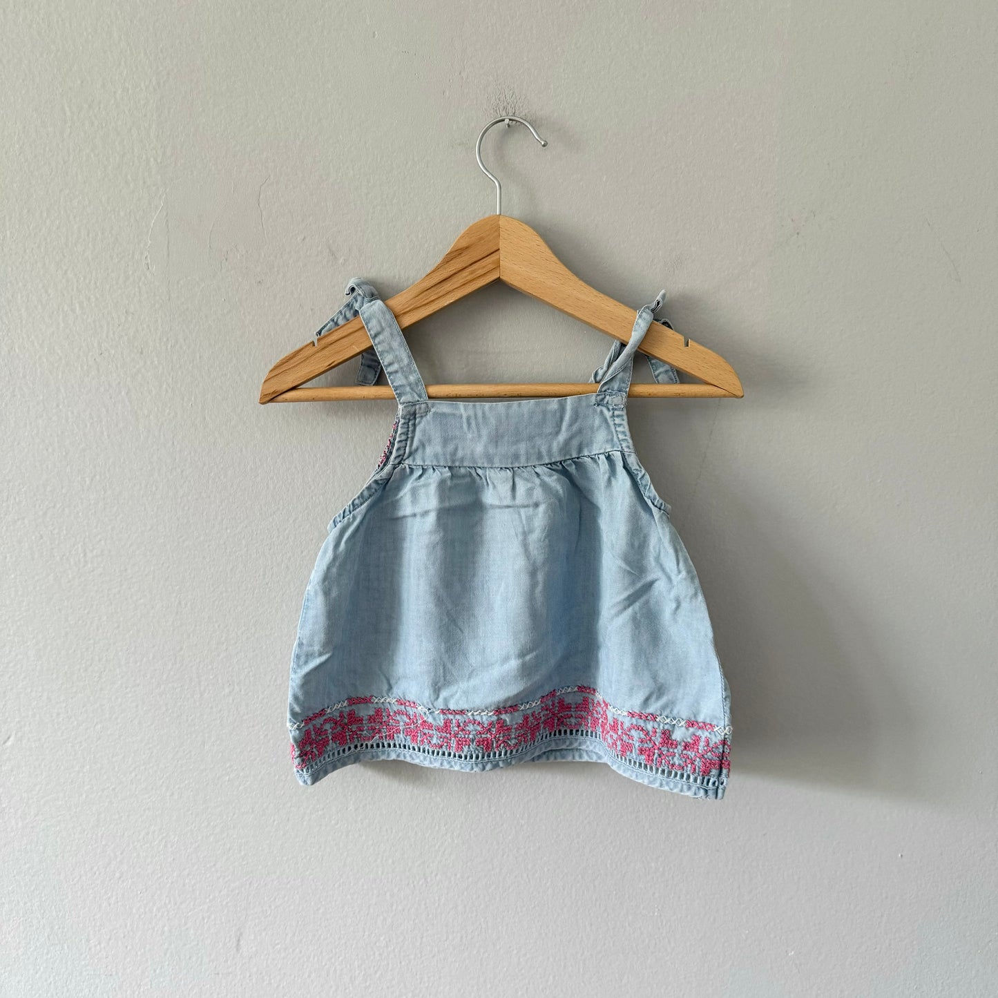 Zara / Cami denim dress / 6-9M