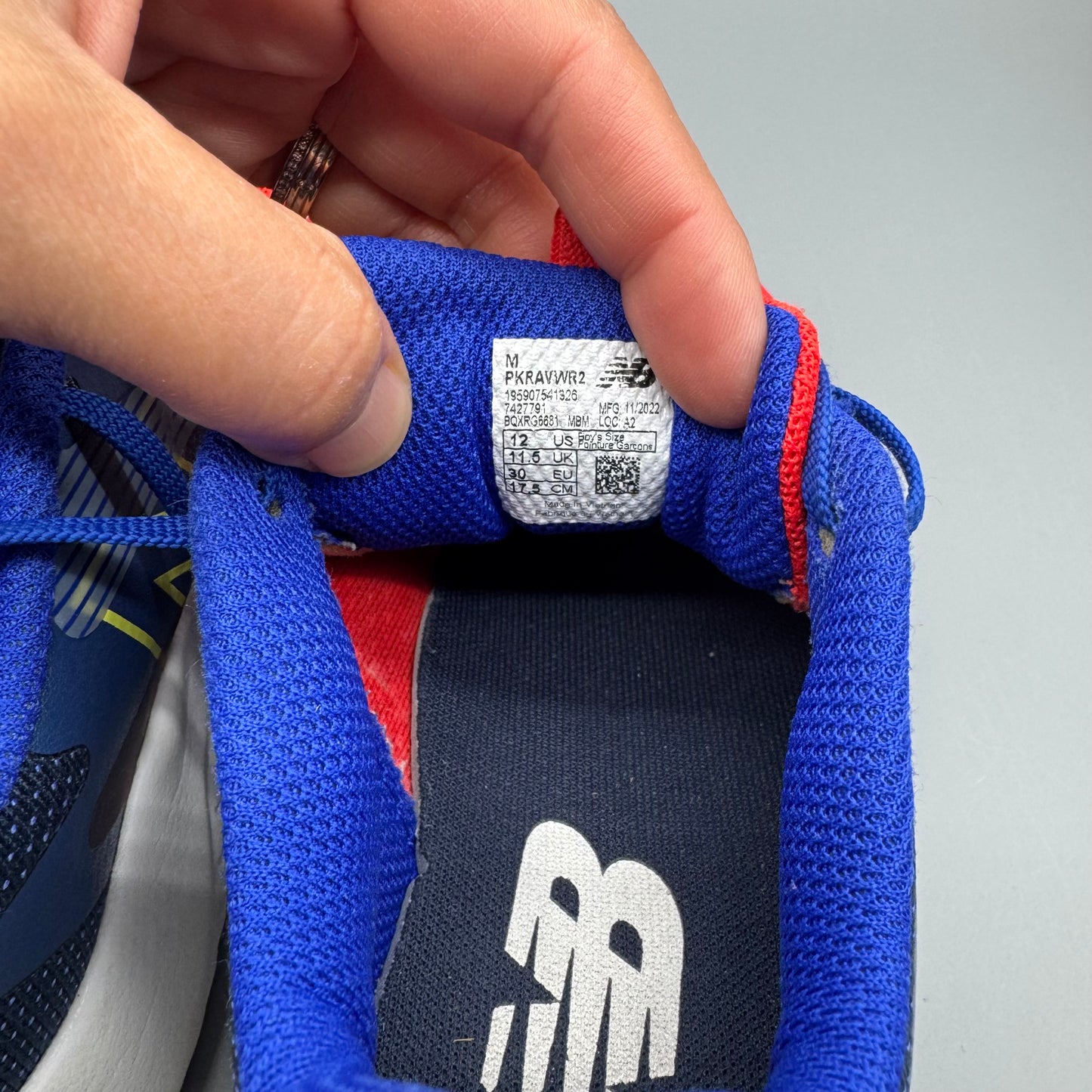 New Balance / Running Shoes / US12
