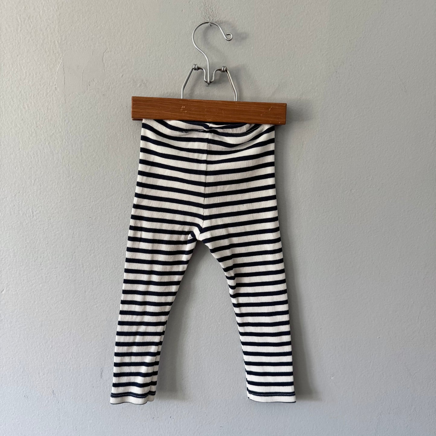 Zara / White navy ribbed leggings / 18-24M