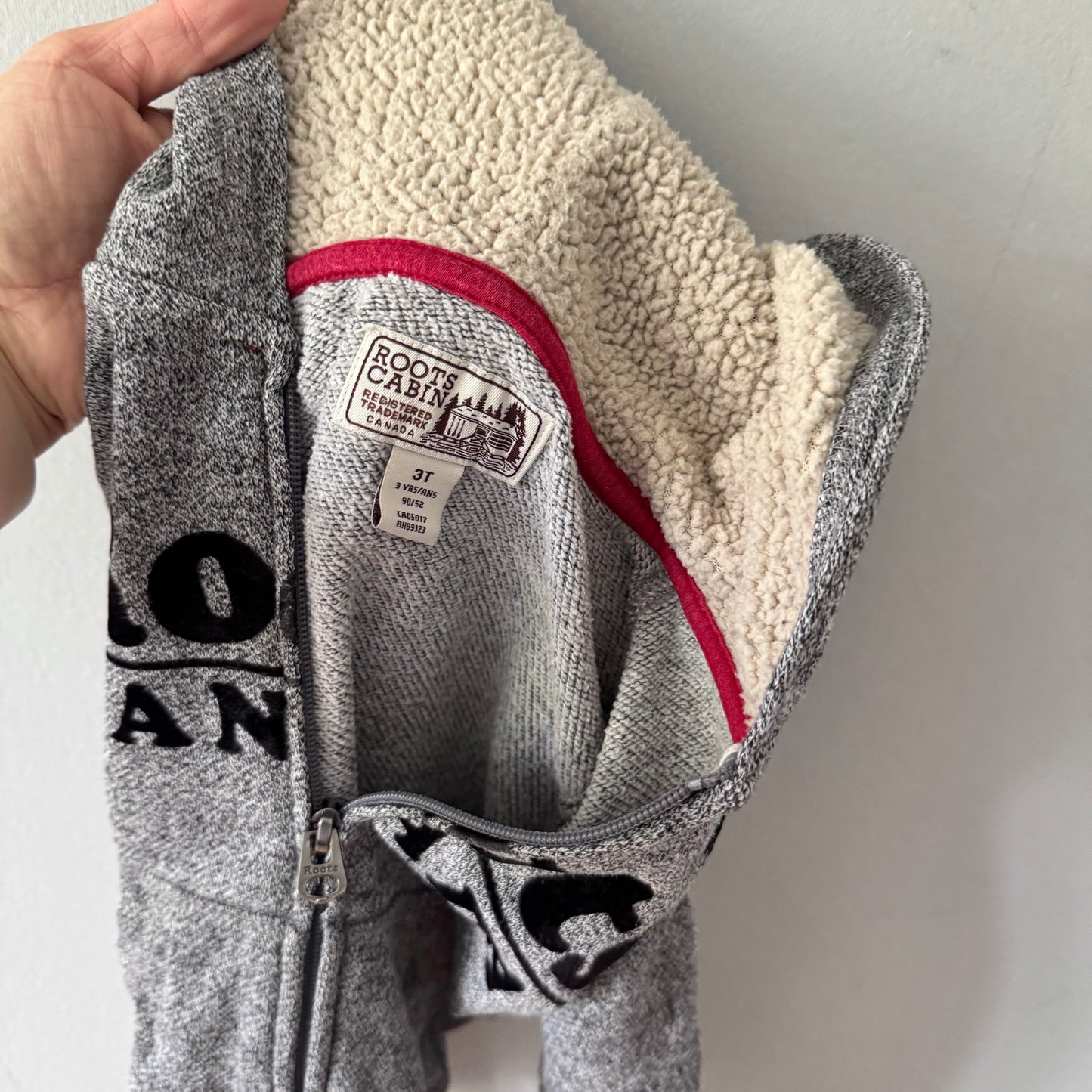 Roots / Salt and pepper zip up hoodie / 3T