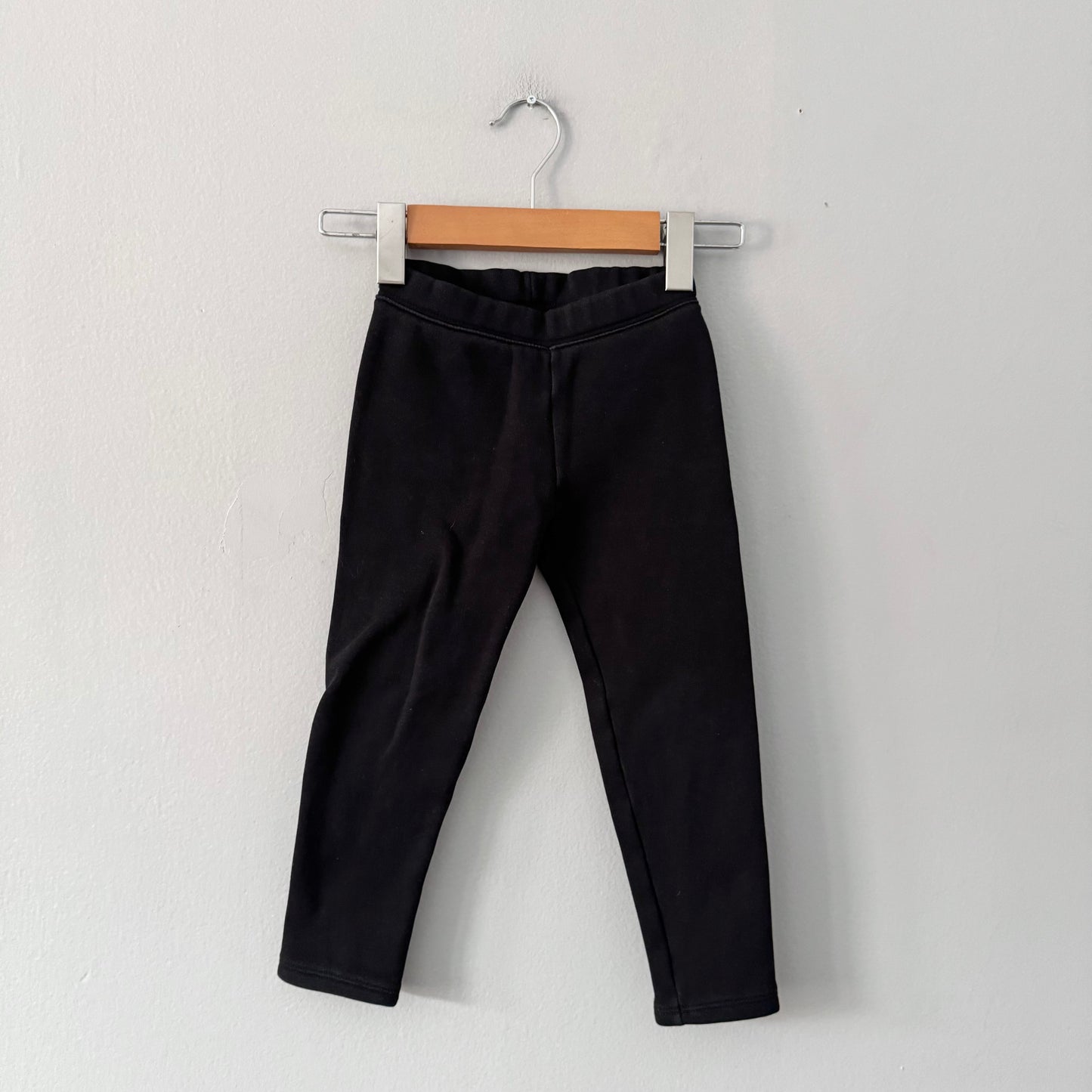 Gap / Black lined leggings / 5Y
