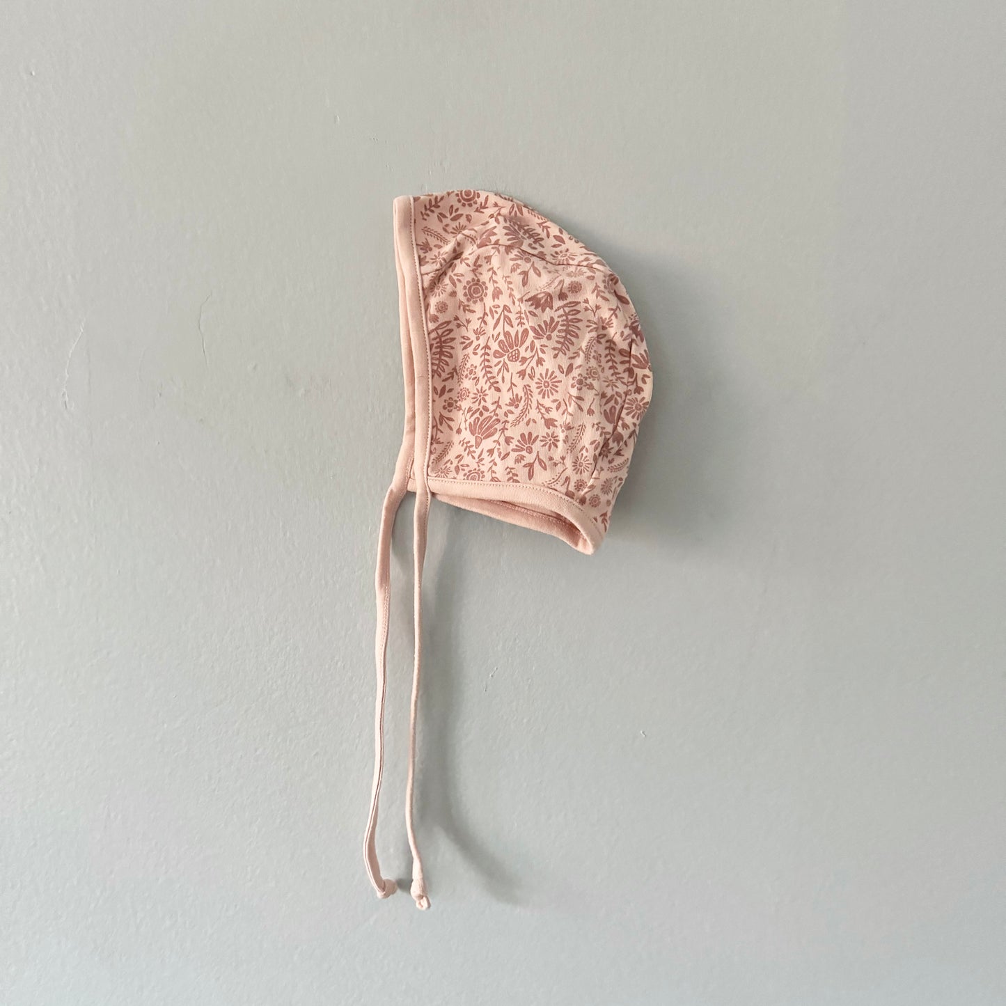 Wild wawa / Bonnet - 100% pima cotton / 12-18M