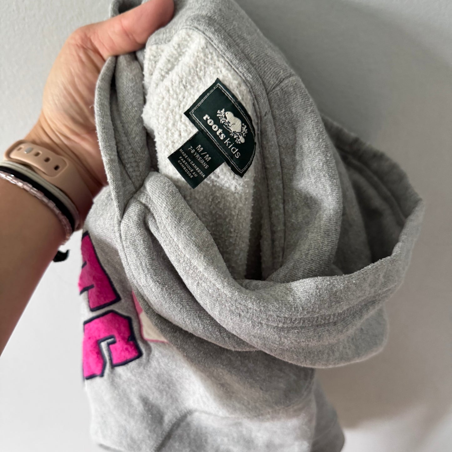 Roots / Light grey x pink logo hoodie / 7-8Y