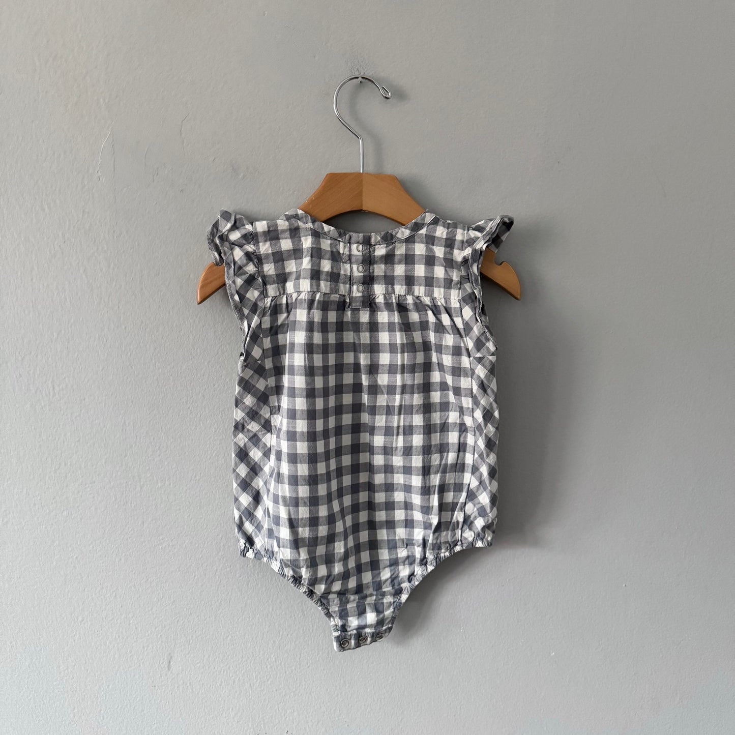 Pehr / Grey x white gingham tank onesie / 12-18M
