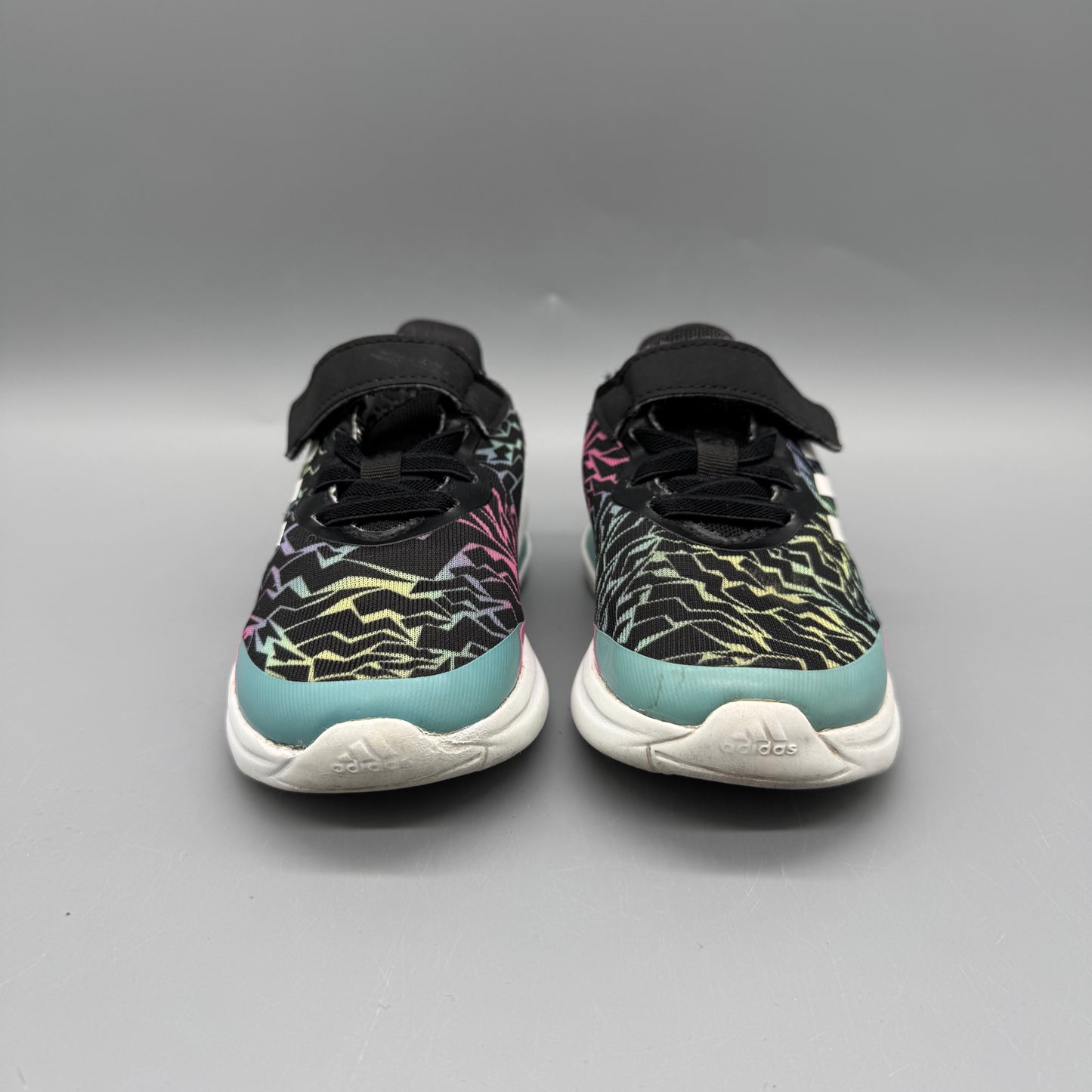 Adidas / Running Shoes / US8