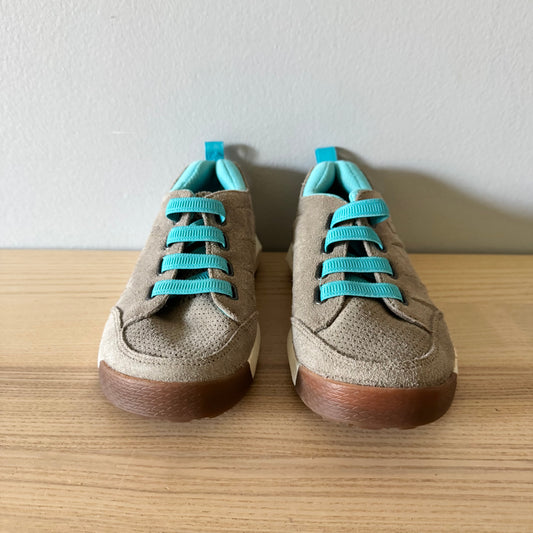 LL Bean / Grey suede shoes / J1 - New