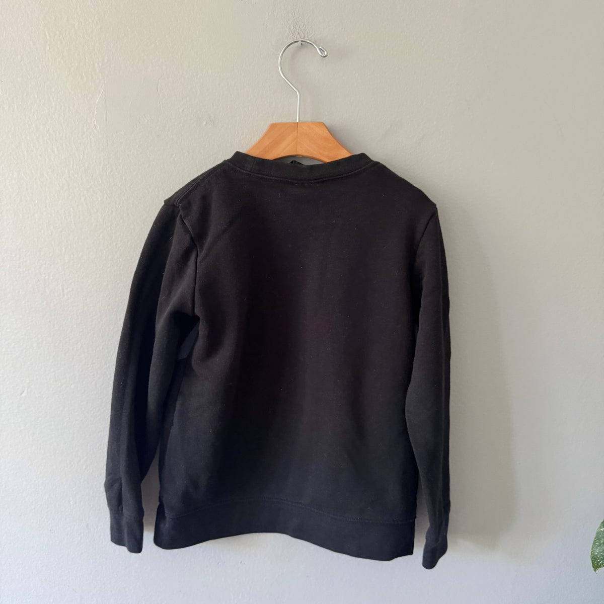 Nike x Jordan / Black sweatshirt / 5-6Y