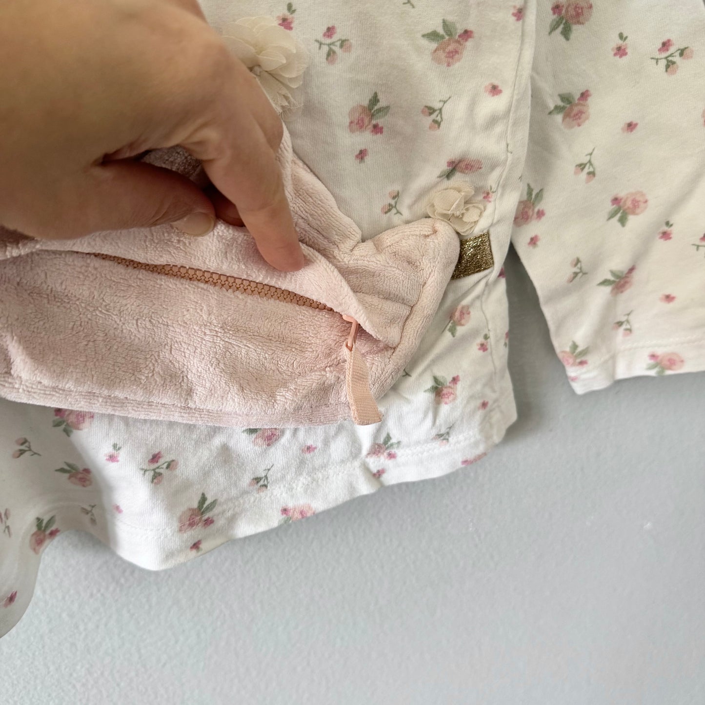 Next / Floral long sleeve with zipper pouch / 18-24M