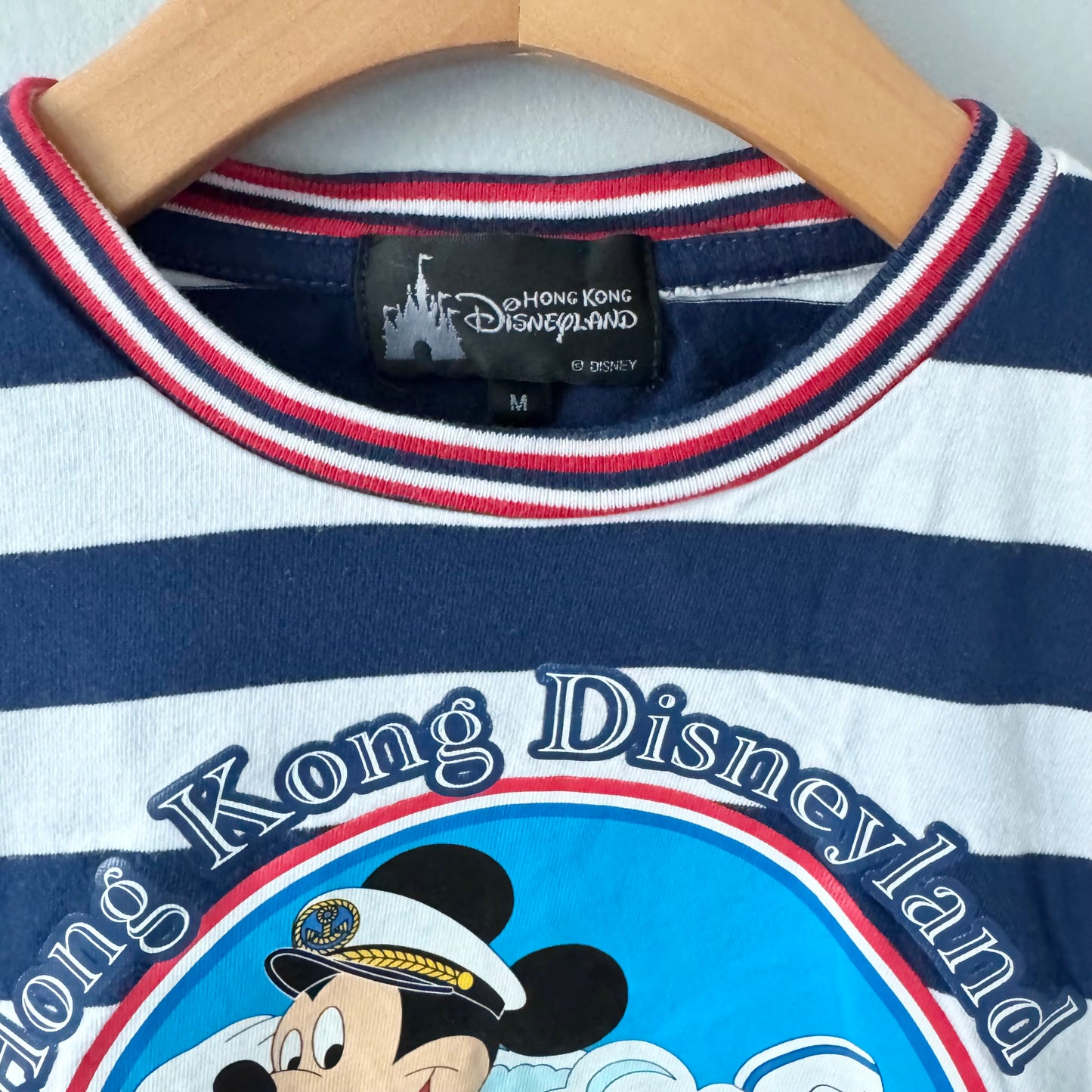 Disney / Hong Kong Disneyland T-shirt / 7Y