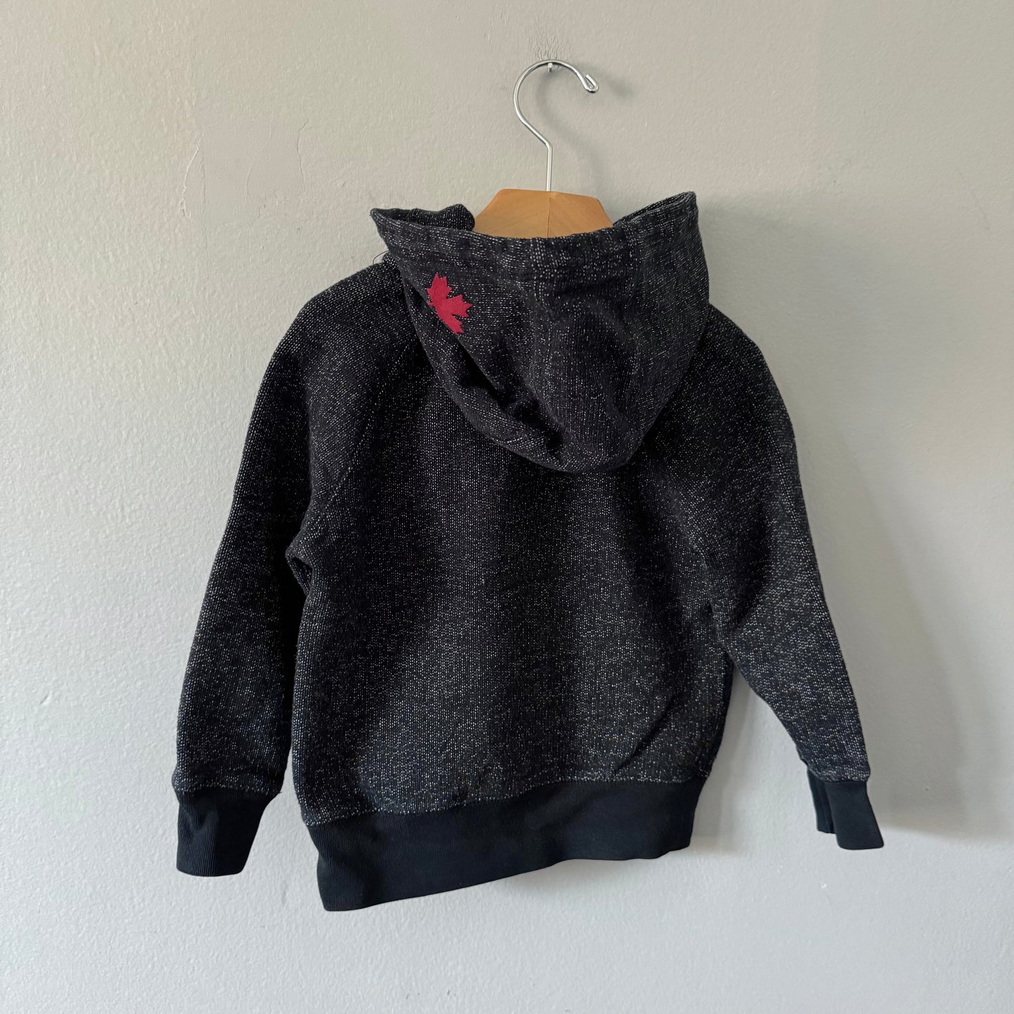 Roots / Black salt and pepper zip up / 4T