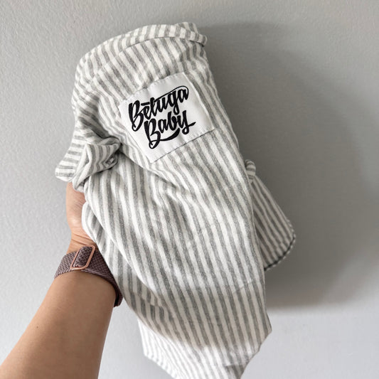 Beluga Baby / Baby wraps  - White x light grey stripe