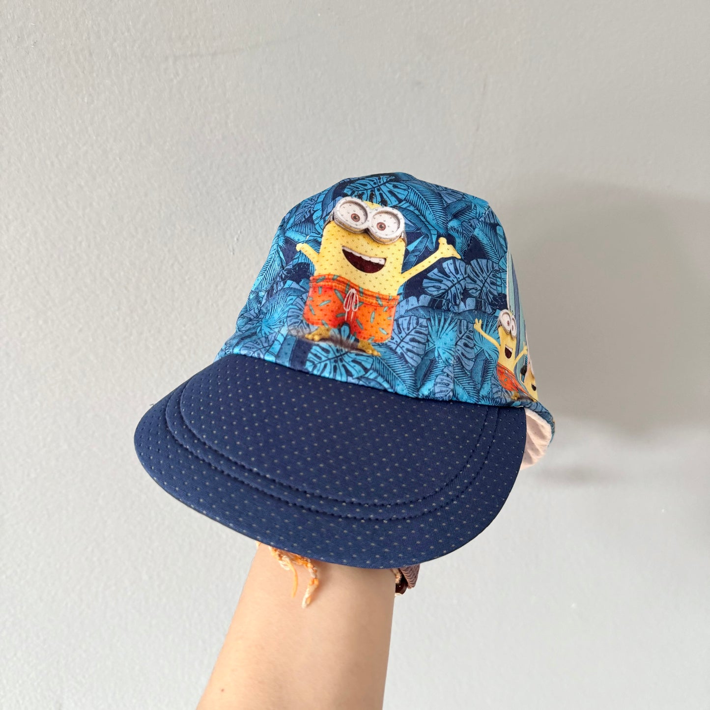 Despicable Me / Water cap / 8-12Y