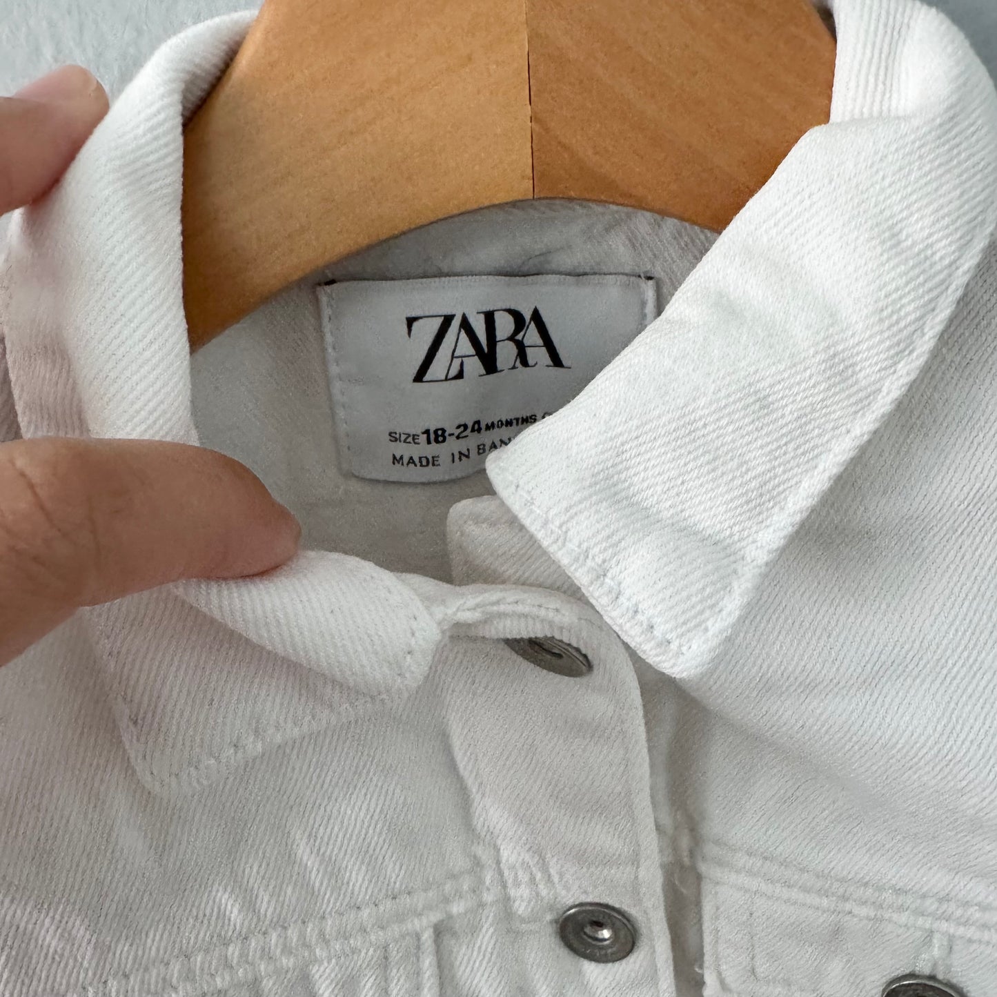 Zara / White denim jacket / 18-24M