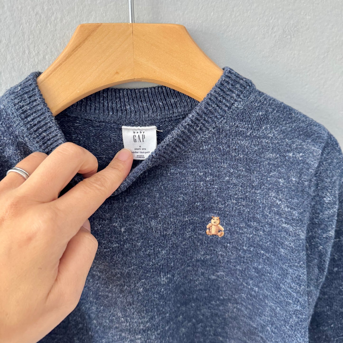 Gap / Navy cotton mix knit pullover / 4Y