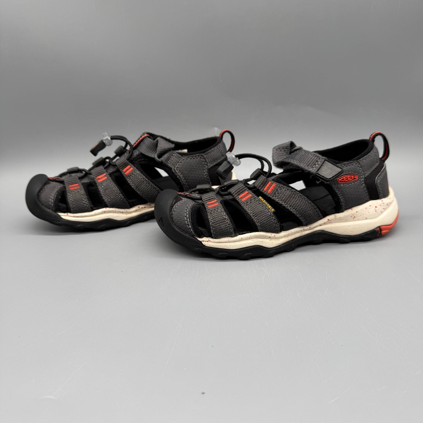Keen / Sandals / US12