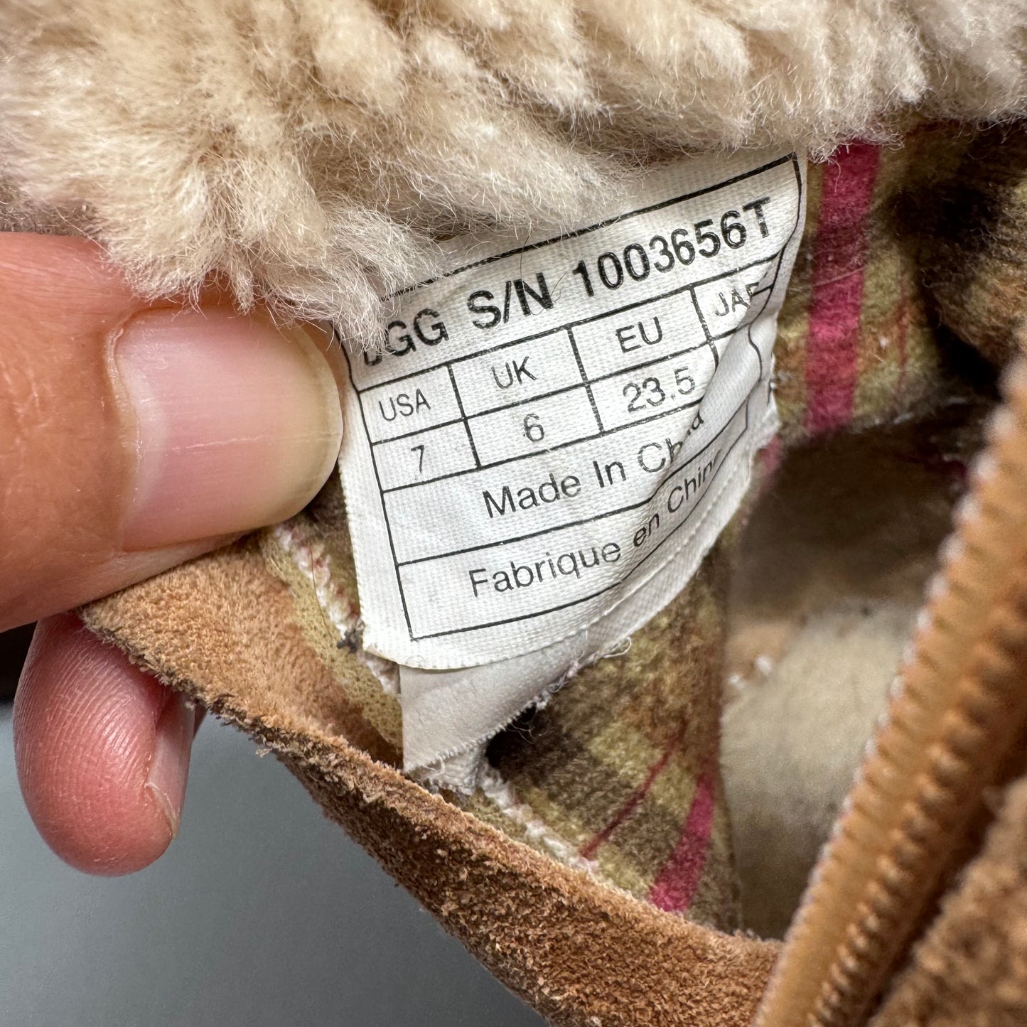 UGG / Boots / US7